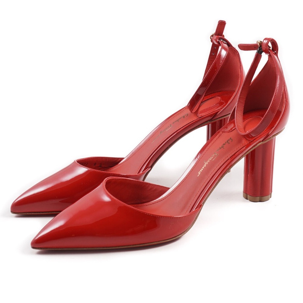 Salvatore Ferragamo Soreno Red Patent Leather Pumps Size 7 1/2 W/ Scarf